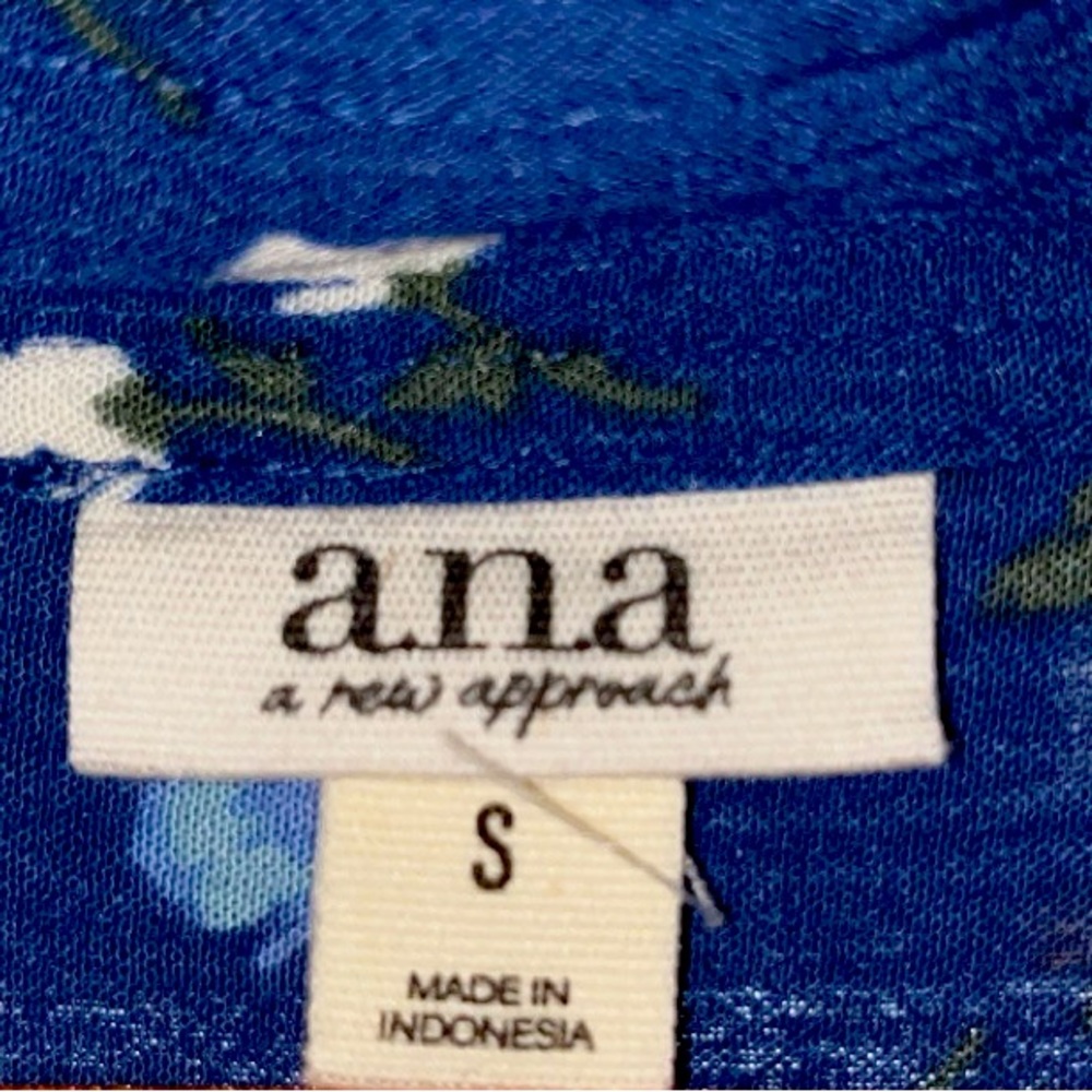 a.n.a blue floral dress. Like new. - Picture 2 of 3
